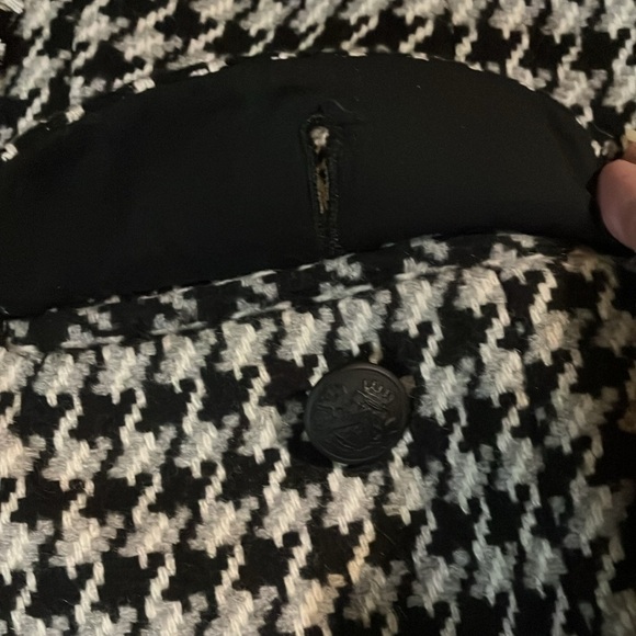 Express Medium Blazer Black White Lined Blazer Open Style Excellent like new - Picture 10 of 11